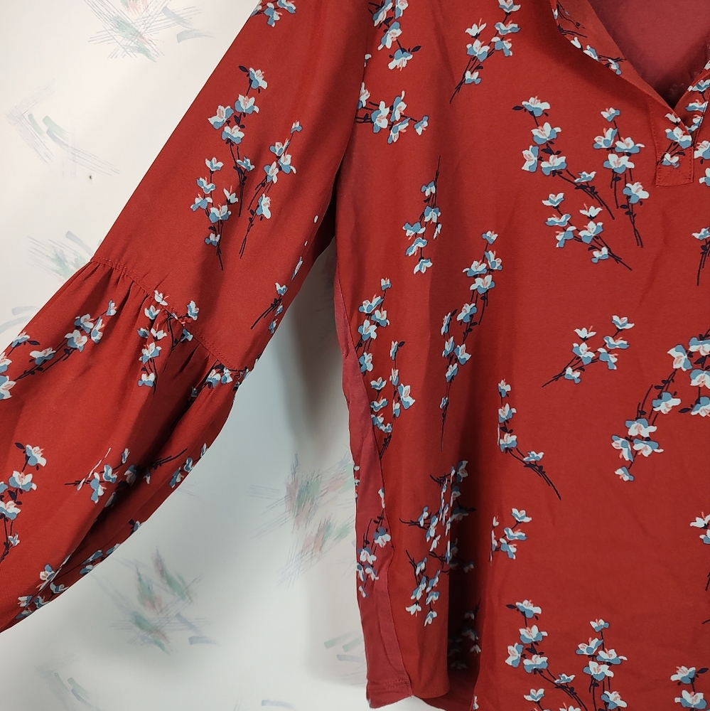 LOFT Outlet Red Floral Long Sleeve Blouse SP - Picture 4 of 9